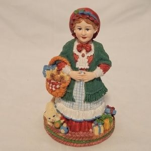 International Resources Mrs. Santa Clause Christmas Figurine 1999 4" MC02